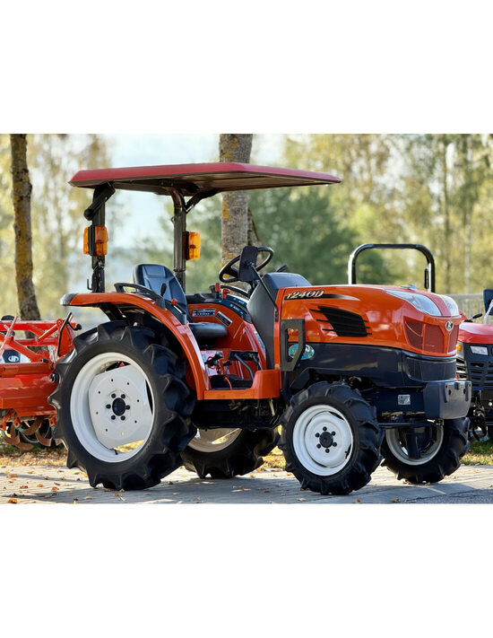 ✅ Kubota T240 - Trattore Compatto, 4x4, Diesel 3cl, Attacco 3 Punti, 624 Ore di Lavoro, In Ottime Condizioni, Spedizione in Tutta Italia con Garanzia